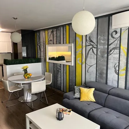 Apartment Marvi With Private Parking Place