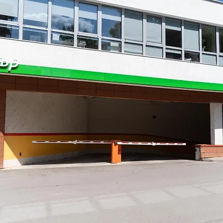 Апартаменты Marvi With Private Parking Place