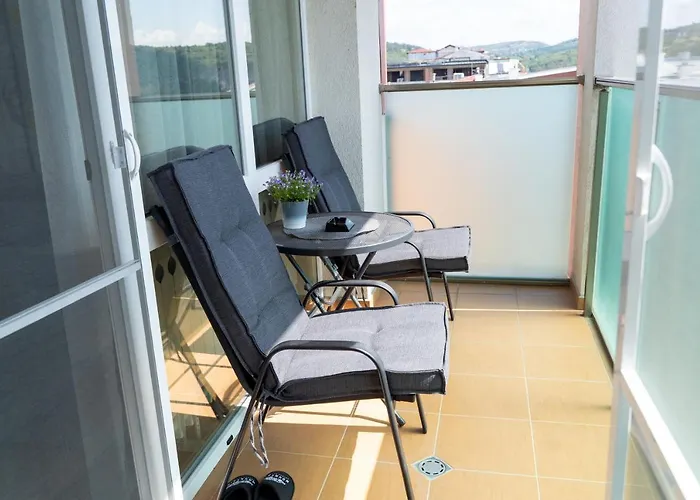 Apartament Marvi With Private Parking Place